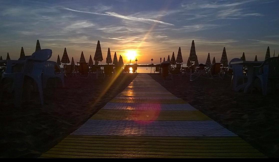Hotel La Perla Cupra Marittima Eksteriør bilde